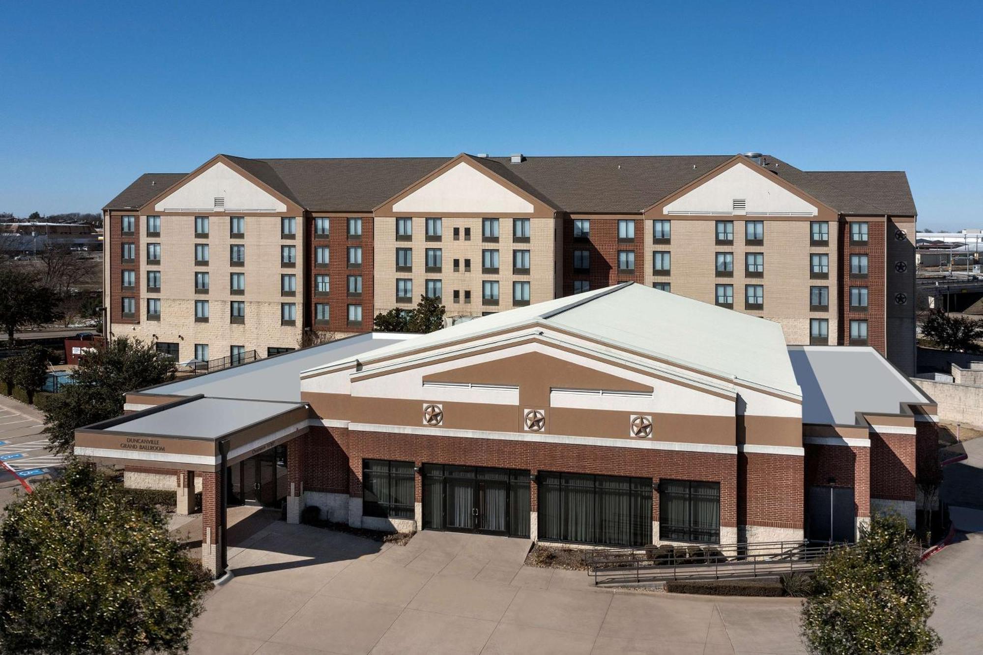 Hilton Garden Inn Dallas/Duncanville Exterior photo